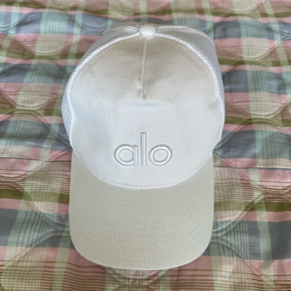 Alo Yoga White Trucker Hat